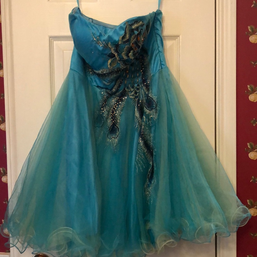 Short full formal dress